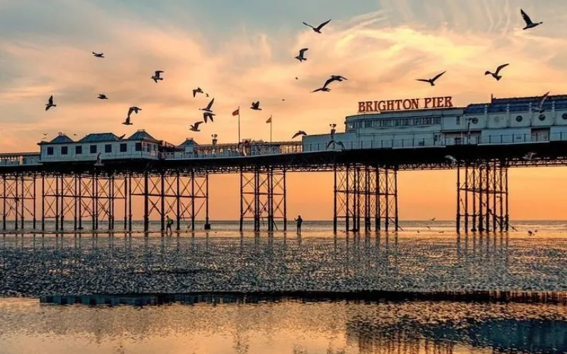 Cuộc sống sinh viên quốc tế tại thành phố biển Brighton nước Anh